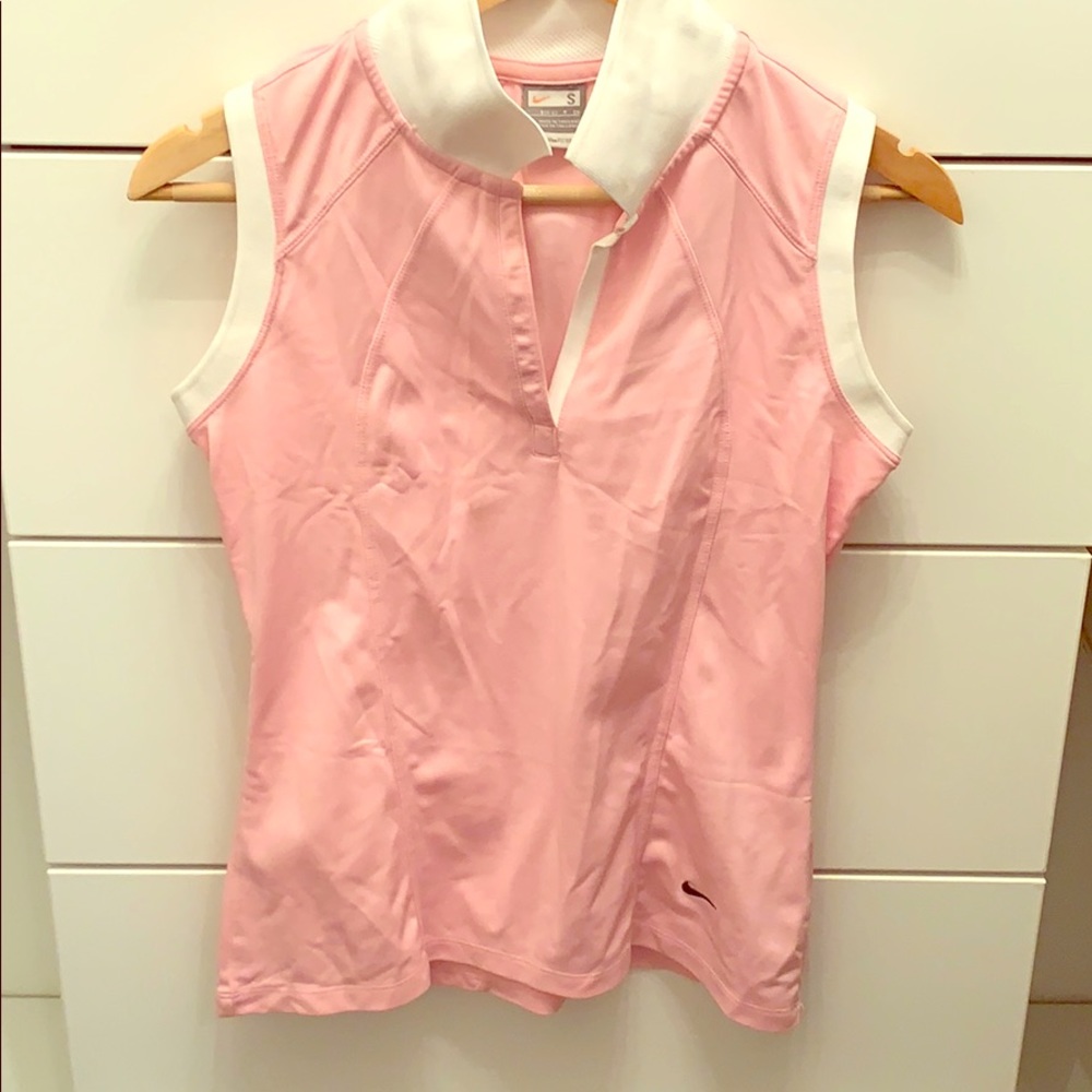 Nike tennis sleeveless work out top Dry Fit